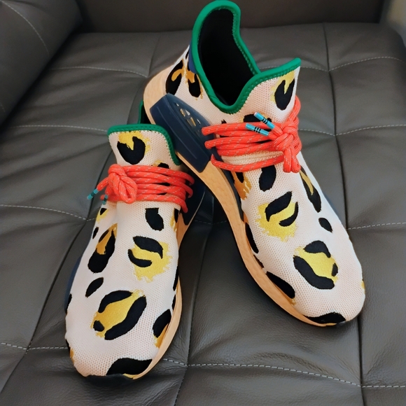 Adidas Mens Pharrell X NMD HU Animal Print Sz. 10 1/2 - Picture 1 of 15